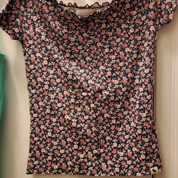 A&F Kids Girls one peace Swimsuit (11/12) and Off the Shouldertop (9/10) - Picture 3 of 3